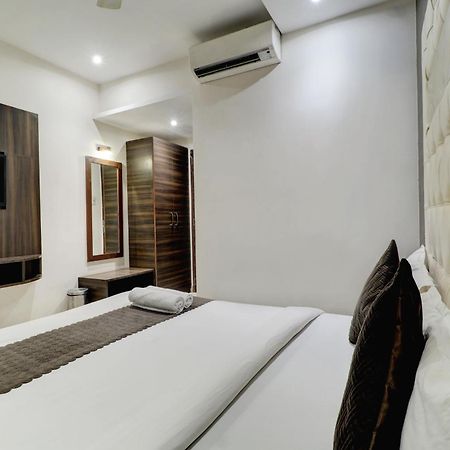 Hotel A. K. International - Fort Мумбаи Экстерьер фото