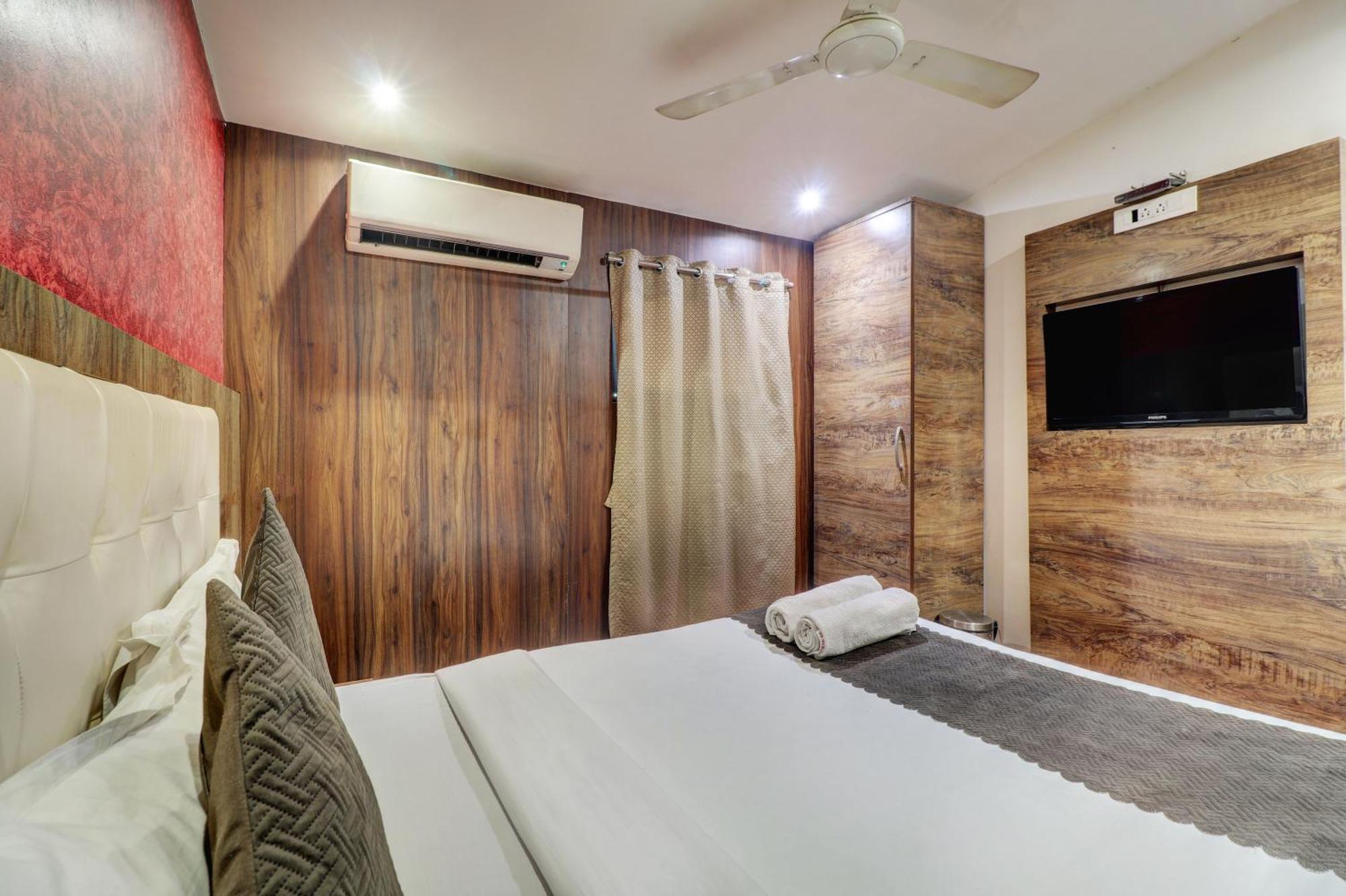 Hotel A. K. International - Fort Мумбаи Экстерьер фото