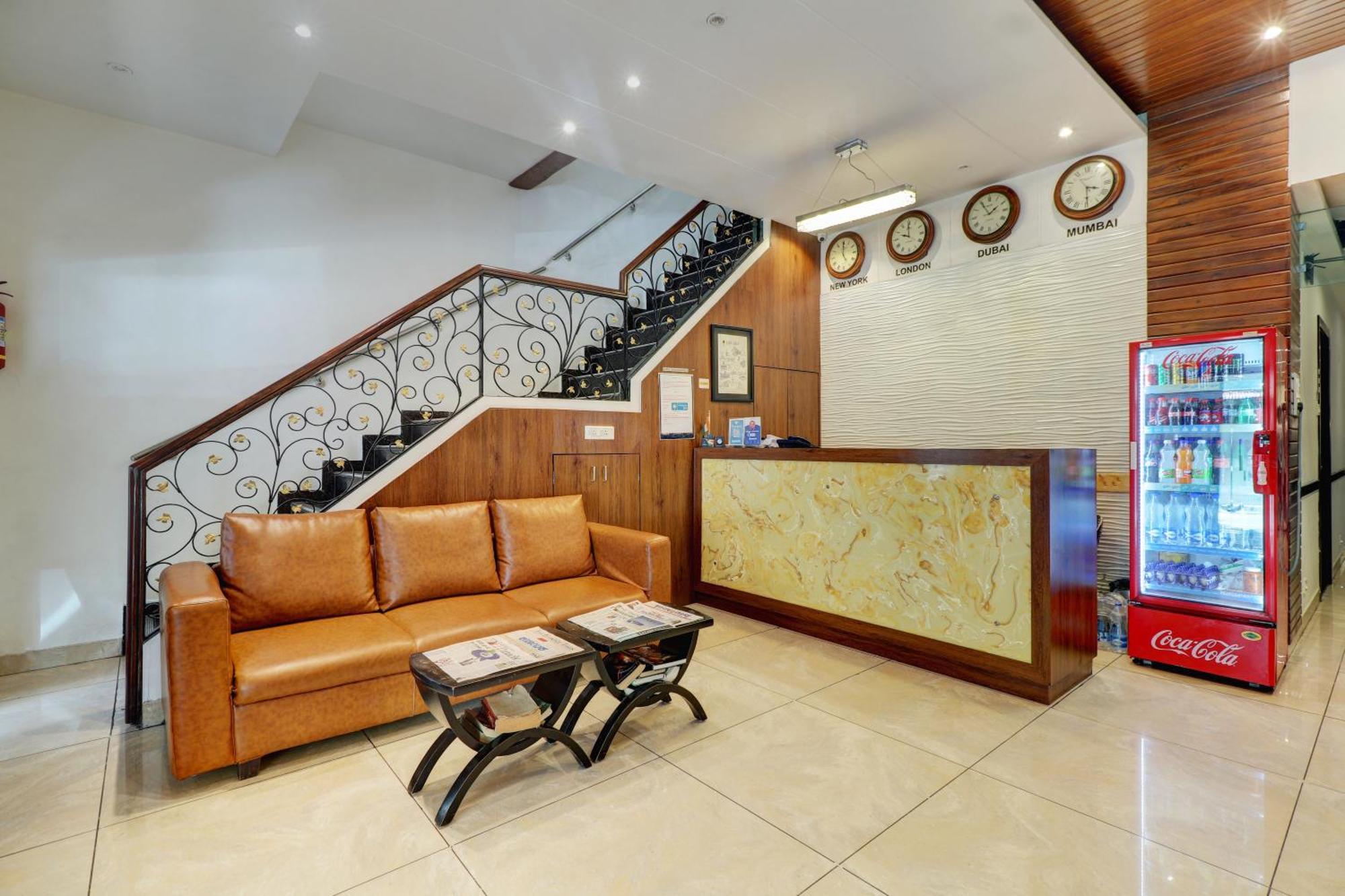 Hotel A. K. International - Fort Мумбаи Экстерьер фото